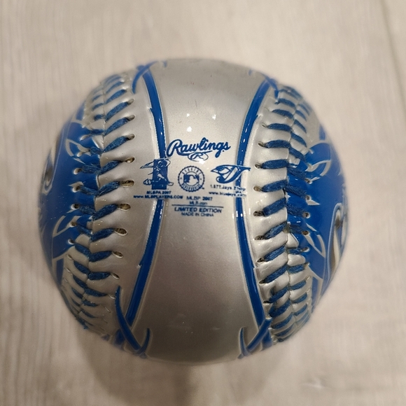 Limited Edition Rawlings Blue Jays Collector Ball - Picture 5 of 5